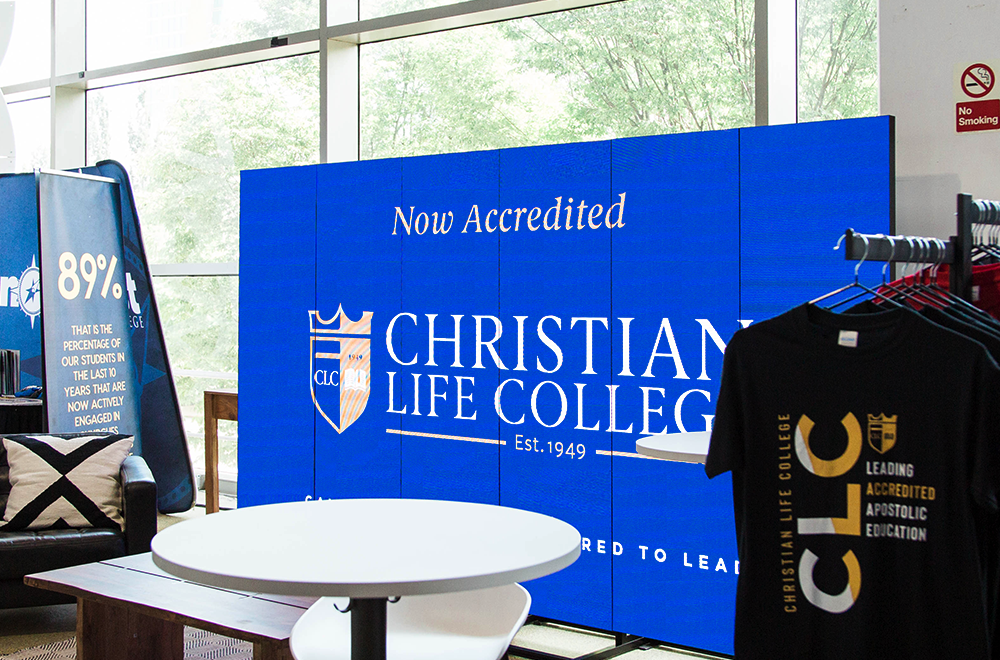 LED Videowand Freistehend - Totem Indoor P2 - P3 Videowall