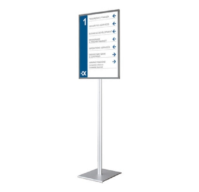 Freistehendes Bodendisplay Magnofloor 700x500mm - modularedisplays.com