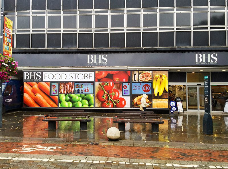 Professional digital advertising monitor with high brightness - 1500cd/m²