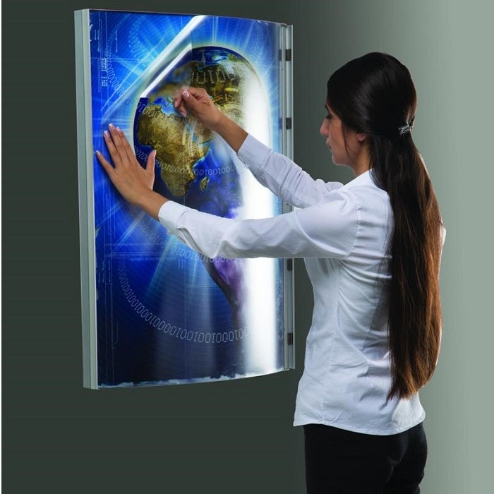 LED Konvex Leuchtkasten DIN A4 - modularedisplays.com