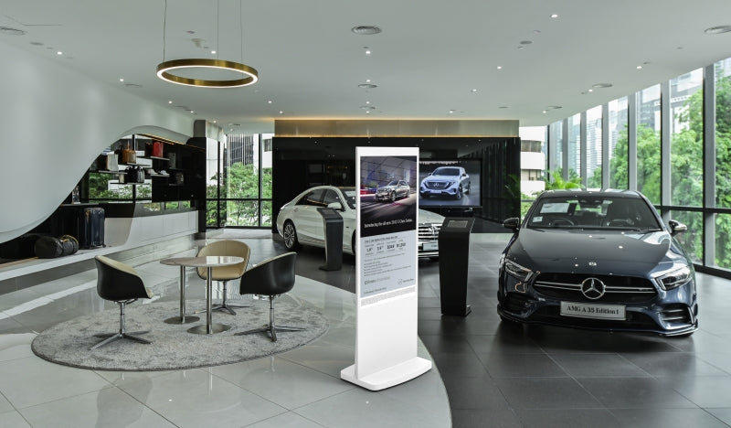 Digital information stele with Android media player. 50 and 55 inch advertising monitor "SLIM-Line"