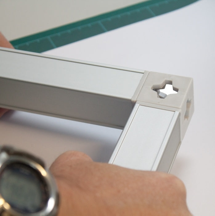 Mobiler Messestand Toulouse 5mx4m, 2.4mH - modularedisplays.com