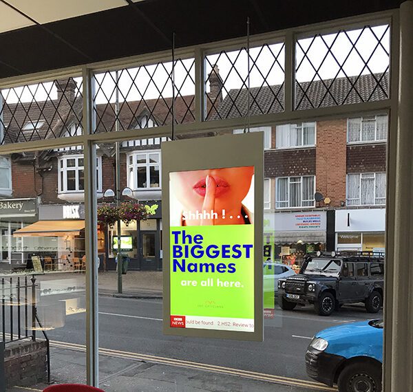 Double-sided advertising screen for shop windows 43 - 55 inches, with ceiling hanging